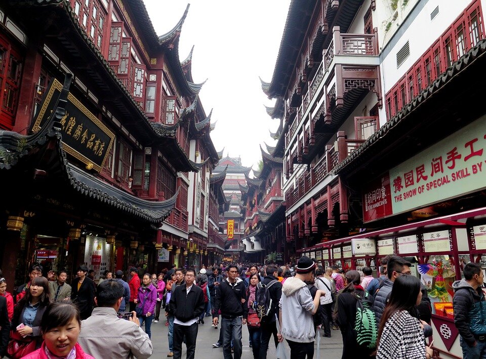 Where Should I Study Abroad in China: Beijing or Shanghai?